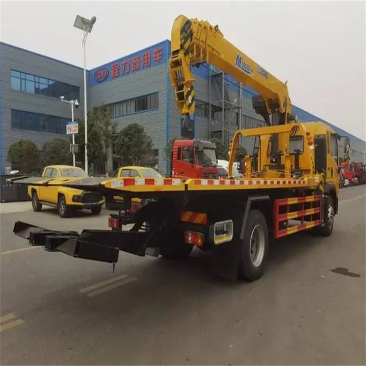 浦城县附近小随车吊出租电话，轻松解决搬运烦恼